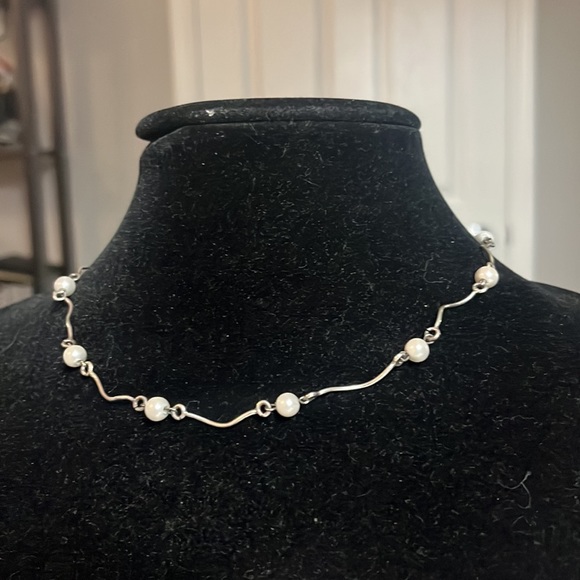 Italian silver and pearl necklace/bracelet set - Picture 2 of 4